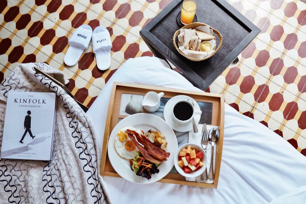 The Henry Hotel Manila Пасай Экстерьер фото